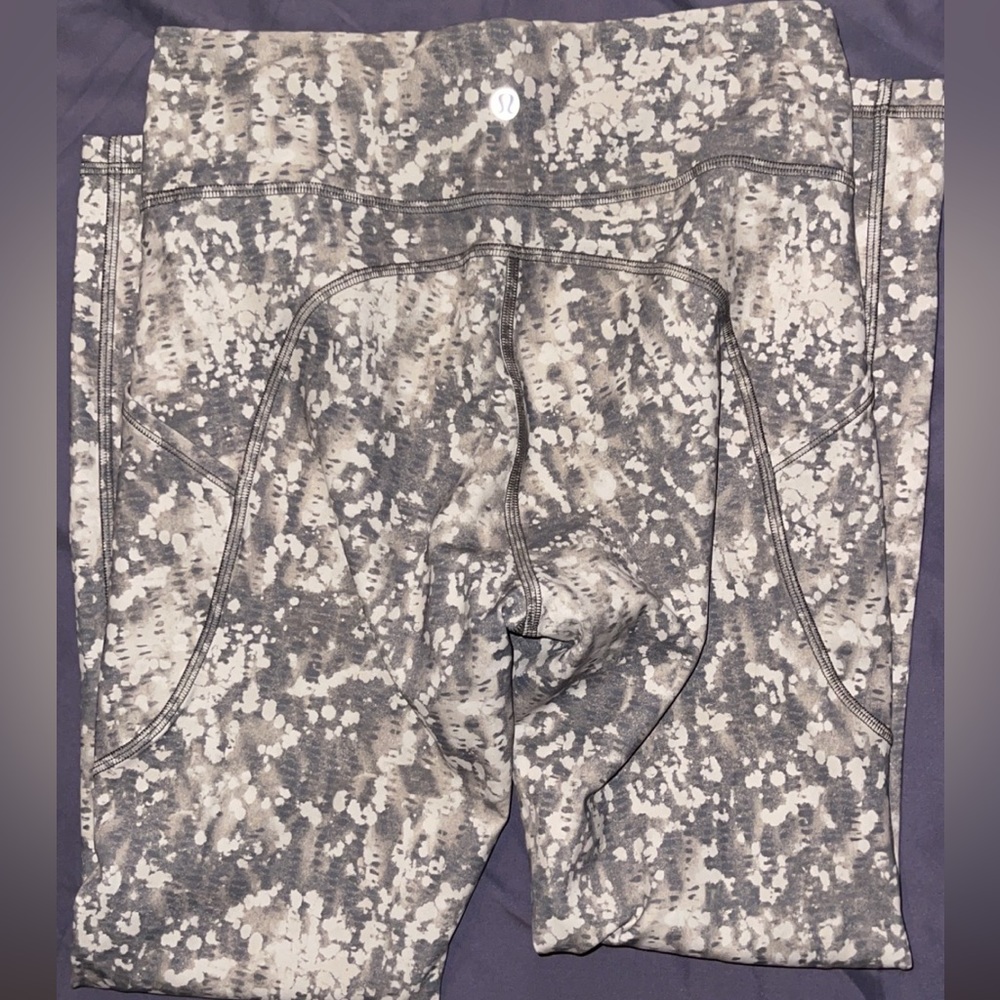 Lululemon leggings